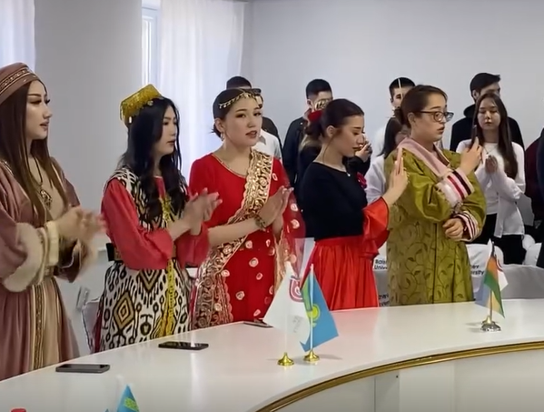 «Бір шаңырақ астында!»
