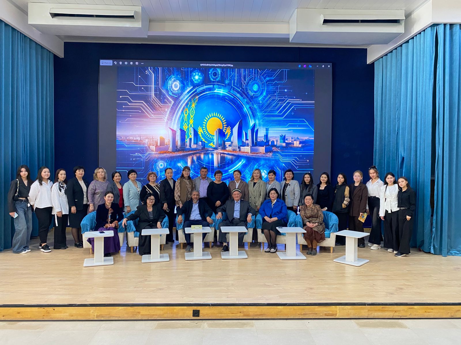 The Future of Artificial Intelligence: Development Prospects and Challenges